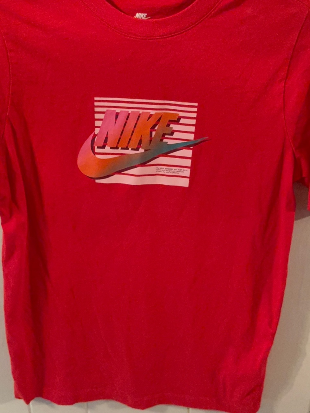 Nike boys tee